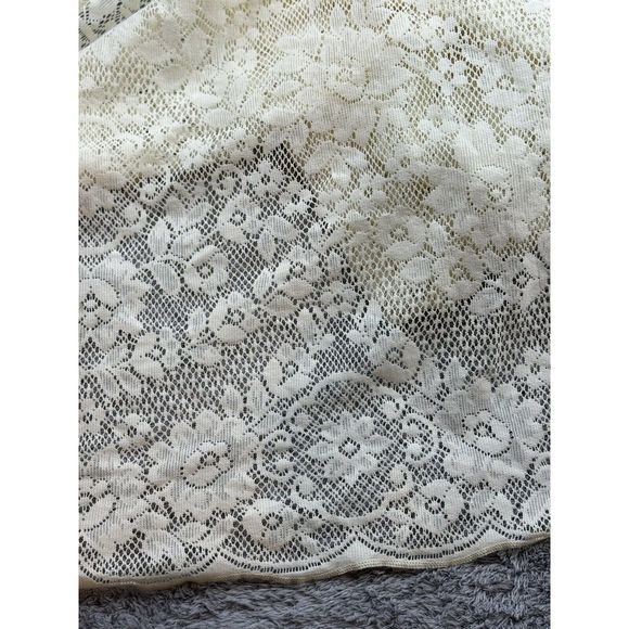 Vtg Quaker Lace Style Tablecloth 82x64 Floral Ivory Cream Rectangular Scalloped - Picture 3 of 6